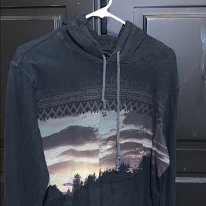 Landscape Light Sweatshirt - American Eagle